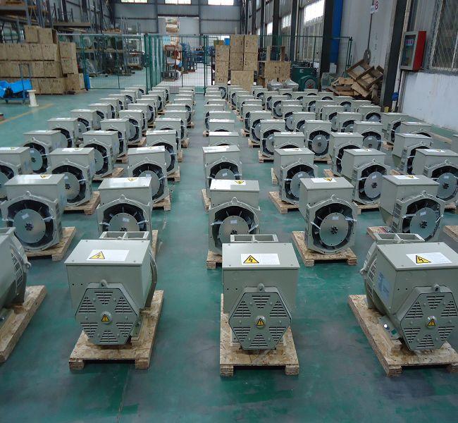 Self Excited Brushless Three Phase Induction Generator 16kw 20.2kva 60hz